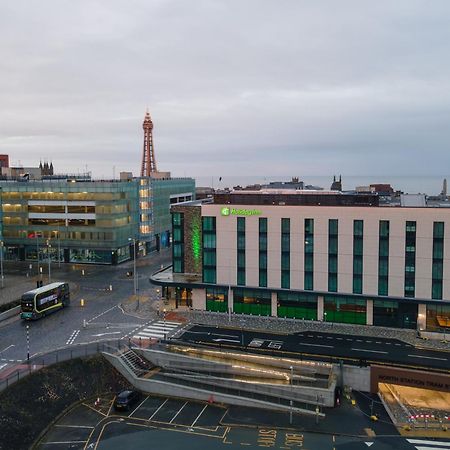 Holiday Inn Blackpool By Ihg Bagian luar foto