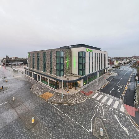 Holiday Inn Blackpool By Ihg Bagian luar foto