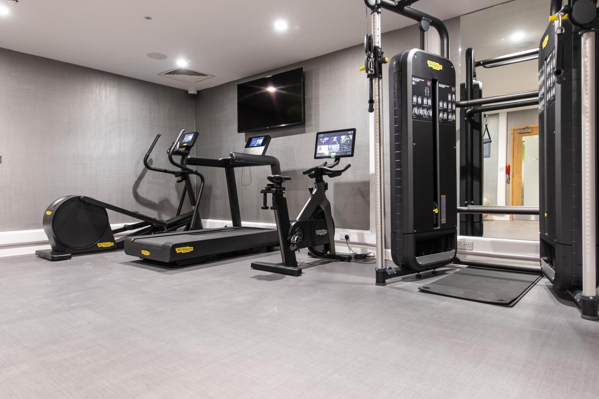 Holiday Inn Blackpool By Ihg Bagian luar foto