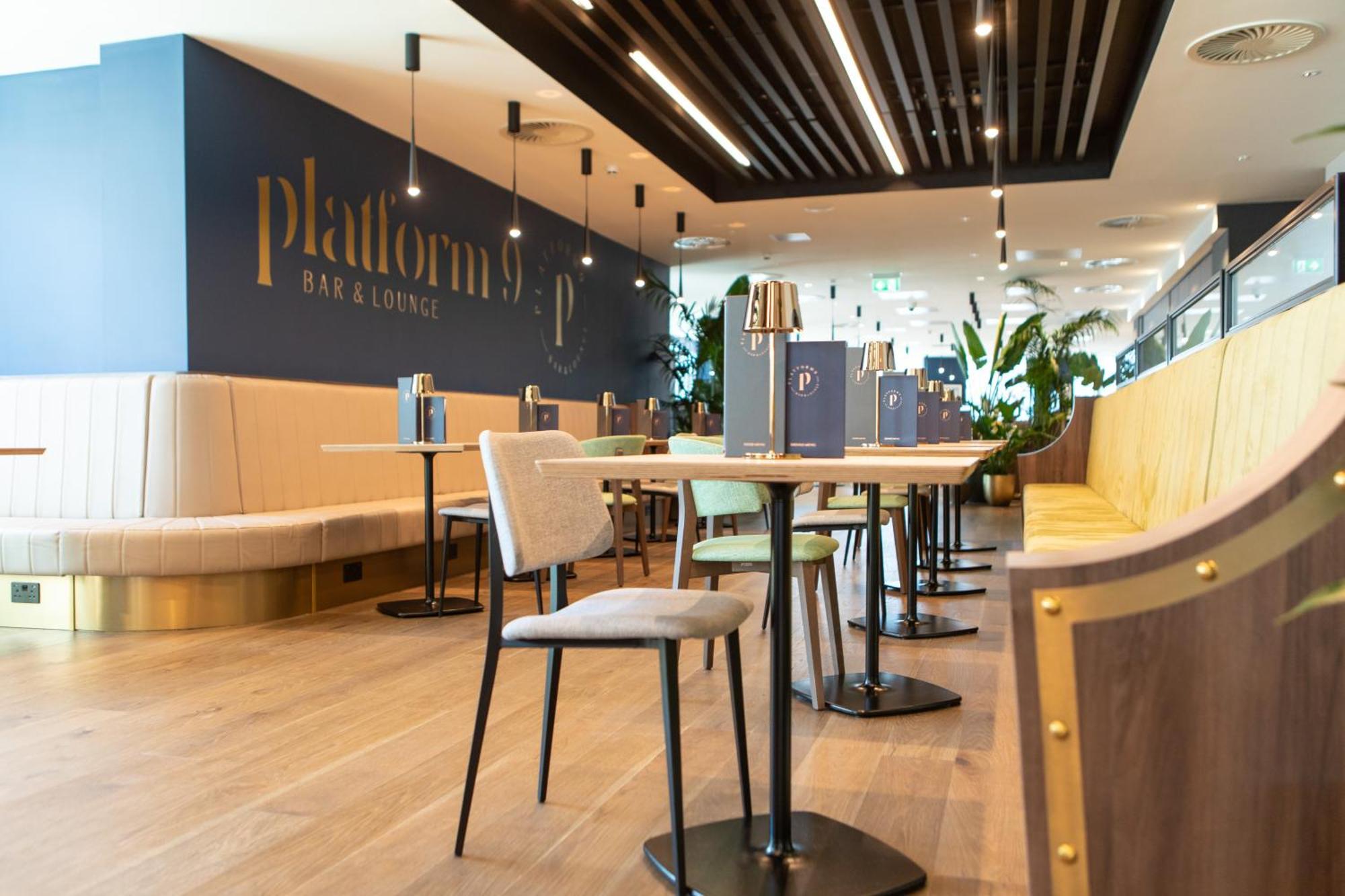 Holiday Inn Blackpool By Ihg Bagian luar foto