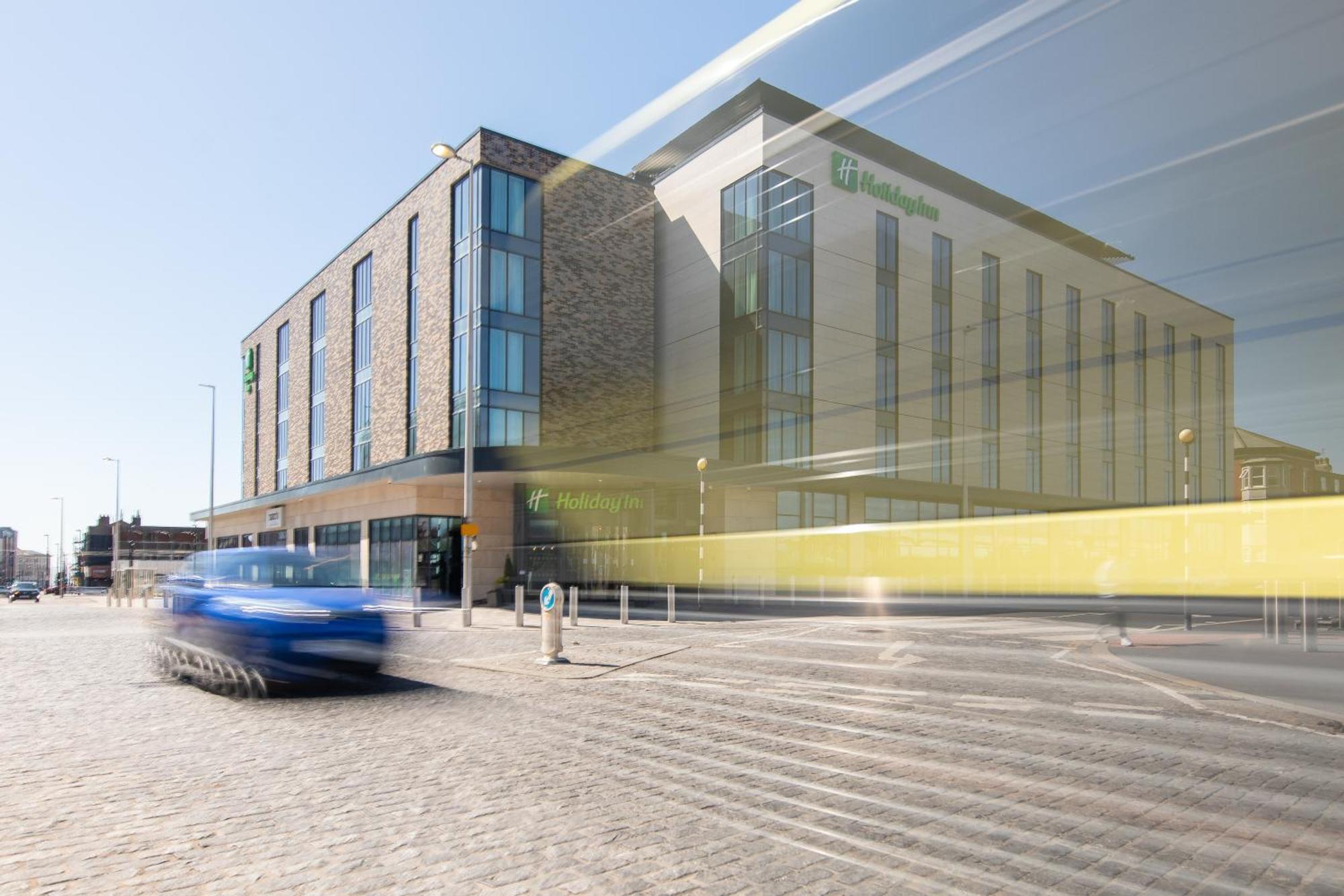 Holiday Inn Blackpool By Ihg Bagian luar foto
